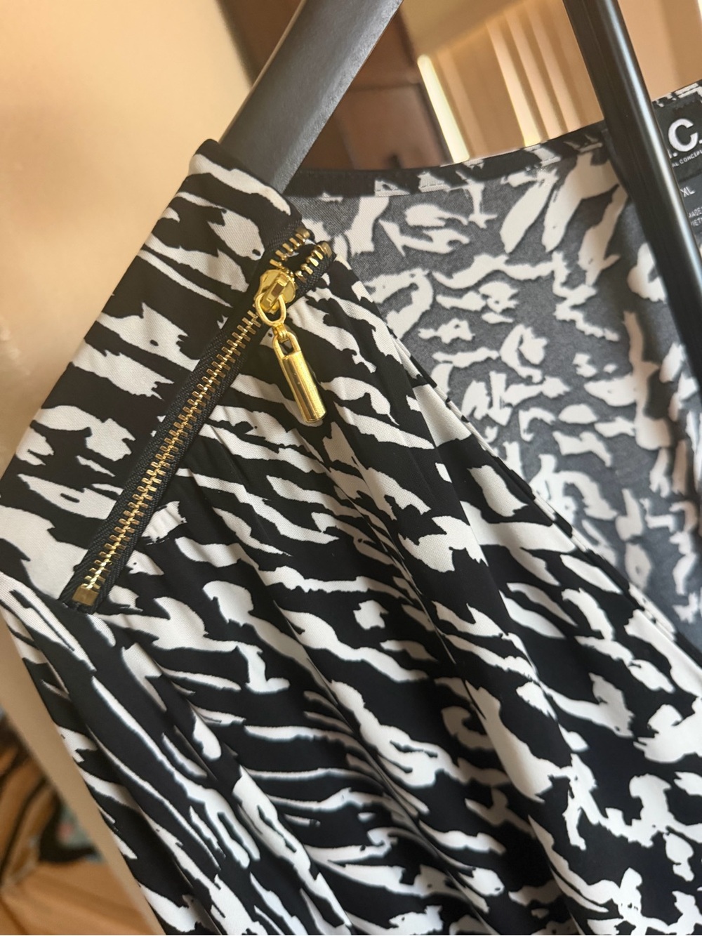 Black & White Printed Women’s Blouse with Gold Zip Accent